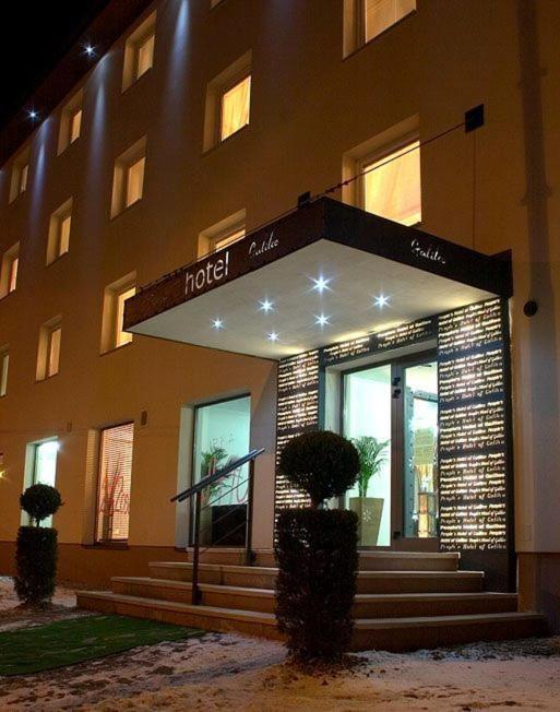 Hotel Galileo Жилина Экстерьер фото